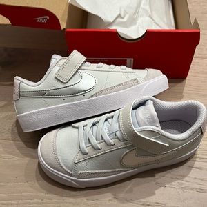 Nike Blazer Low ‘77 size 12